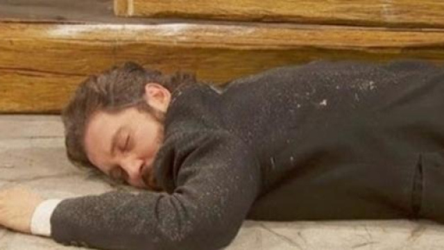 Tristan ferito da Jacinta, Aurora lo cura