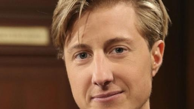 Scott Schofield,attore transessuale in "Beautiful"