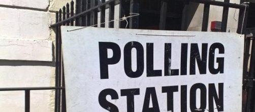 Television debate starts the election coverage