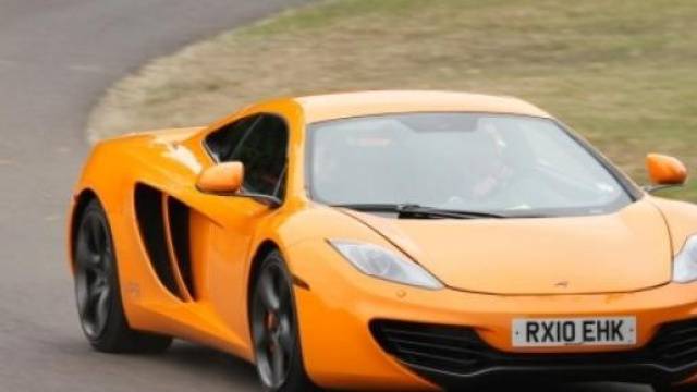 McLaren versione ibrida 650s