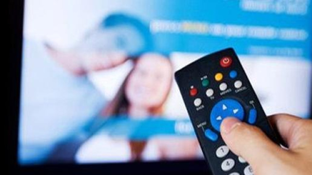 Programmi Tv stasera Rai e Mediaset, 5 aprile 2015