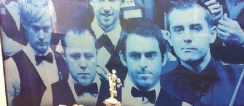 Snooker action from the first semi-final