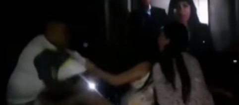 Mulher flagra marido e amante assistindo ‘Cinquenta Tons de Cinza’ no cinema