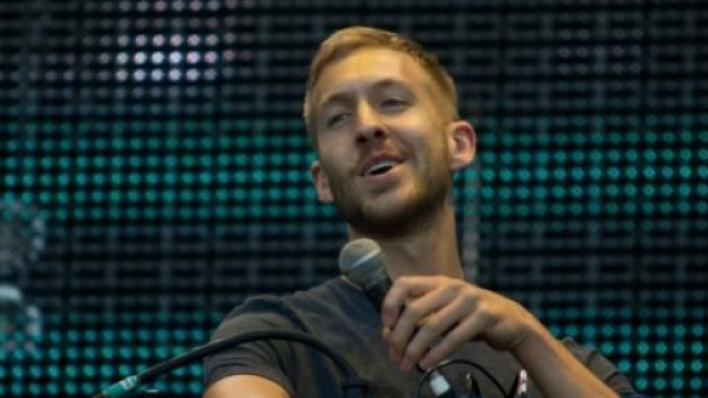 In foto, il noto deejay e produttore Calvin Harris