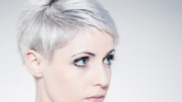 Moda tagli capelli corti e medi primavera 2015