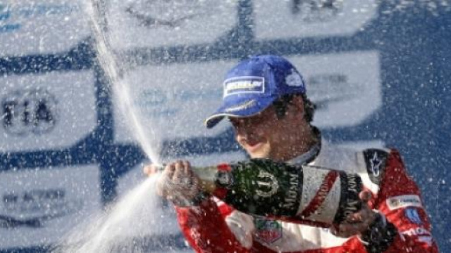 Nelson Piqute Je festeggia la vittoria