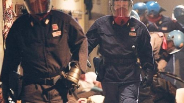 Assalto alla Caserma Diaz nel 2001 a Genova