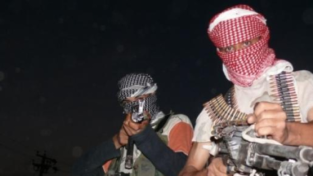 Iraq, trovate fosse comuni con 1700 soldati