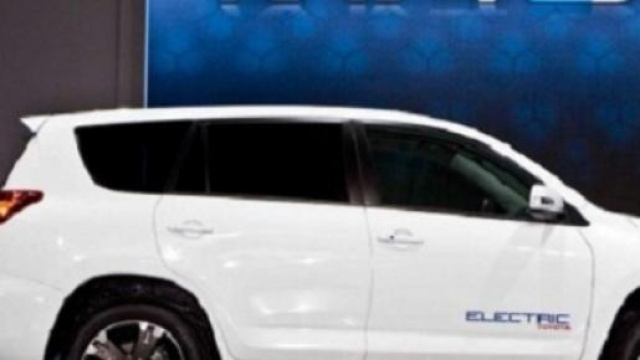 Toyota Rav4 Hybrid: in arrivo a fine anno