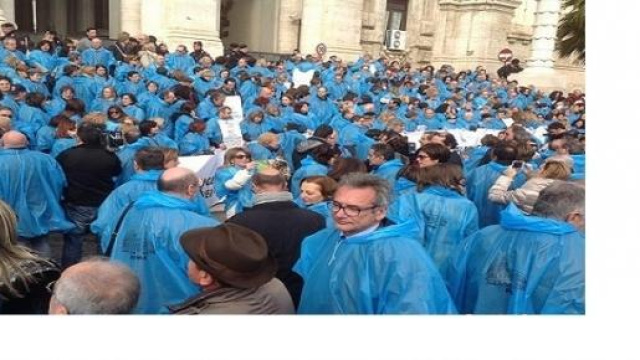 Precarizzazione dei presidi delle scuole italiane