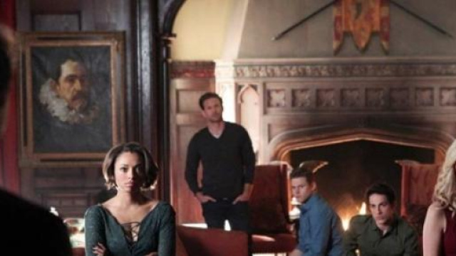 Damon comunica agli amici la sua decisione finale