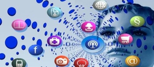 Cada vez m&aacute;s pol&iacute;ticos usan Facebook y Twitter