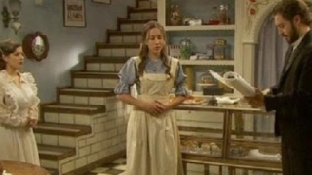 Il Segreto: Francisca falsifica i documenti 