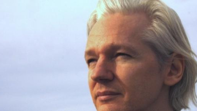 Julien Assange rischia l'estradizione