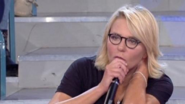 Ecco Maria a Uomini e Donne, sobria e comoda