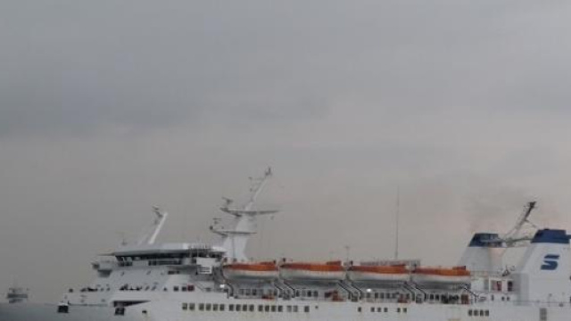 Incendio a bordo del traghetto Francesca