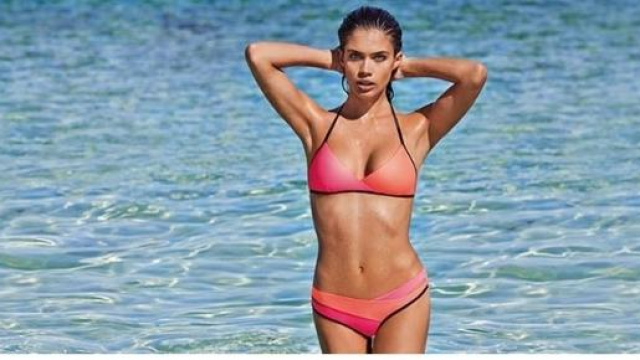 Costume 2015 Calzedonia - foto pagina Fb