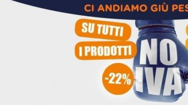 Unieuro ripropone #Giupesante Vs Trony sottocosto