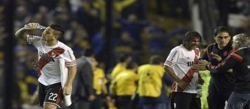 Jugadores de River afectados por el gas