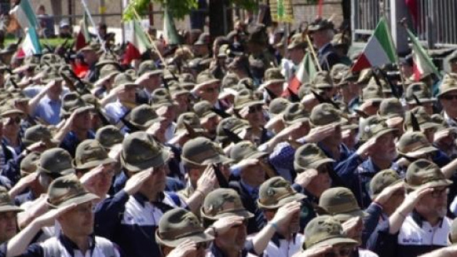 Adunata degli Alpini 2015: in 300.000 a L'Aquila