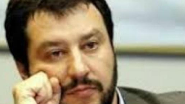 Due feriti ad un comizio di Salvini