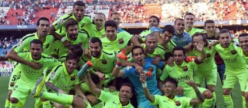 El Barcelona de festejo despu&eacute;s del partido