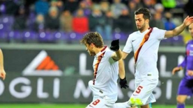 Roma e Fiorentina si sfidano sul mercato.