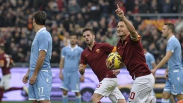 Il derby inizia anche dal calciomercato. 