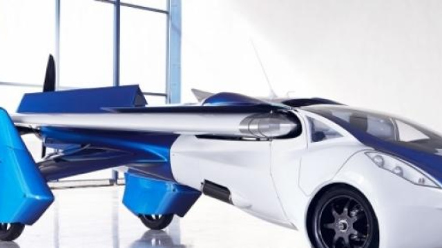 L'auto volante di Aeromobil