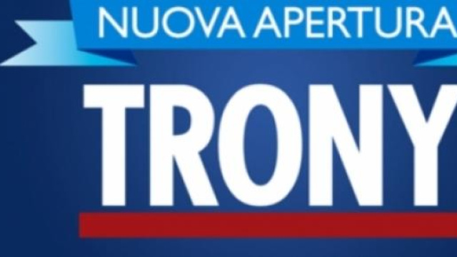 Unieuro Vs Trony: sconti cellulari, console maggio