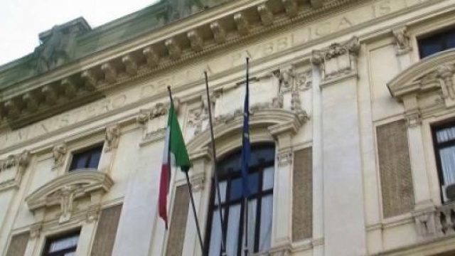 Miur, scuola, docenti e ATA: domanda utilizzazioni