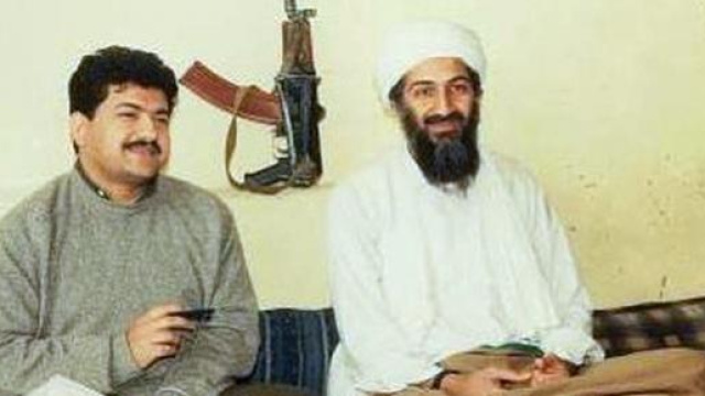 Osama Bin Laden durante un'intervista.