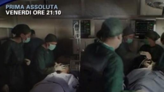 Replica Le tre rose di Eva: lo streaming del 22/5