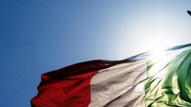 La bandiera tricolore della Repubblica italiana