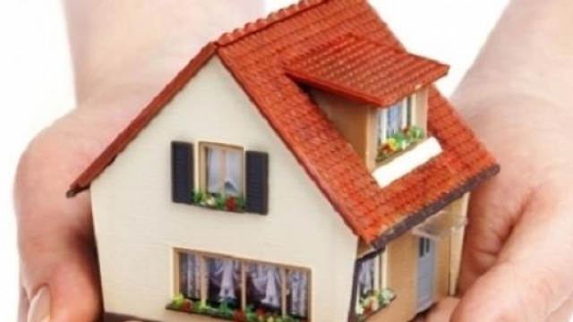 Calcolo Imu e Tasi 2015, guida per Roma e Milano