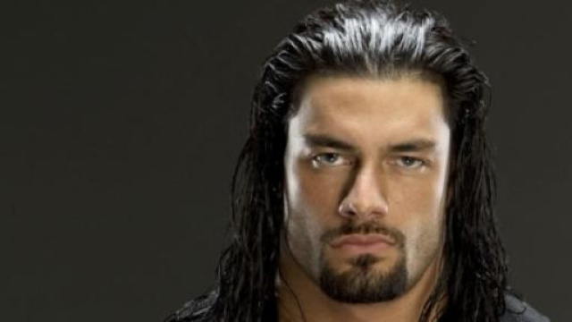 Elimination Chamber, nella foto Roman Reigns