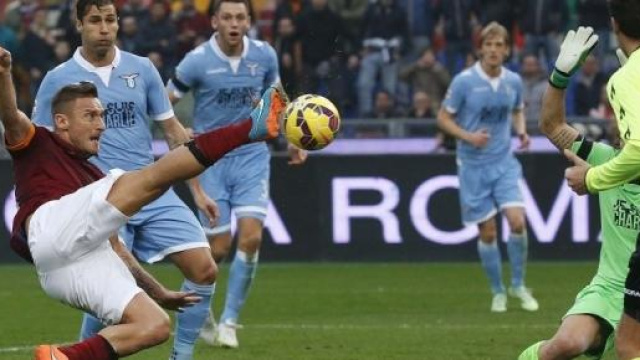 Totti nel match d'andata autore di una doppietta