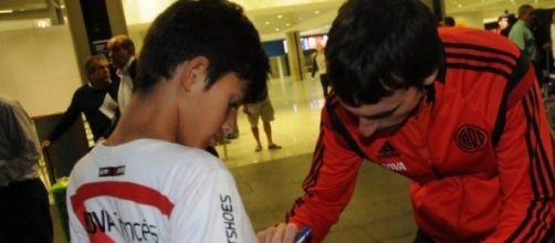 Barovero fue recibido por los hinchas en Brasil.