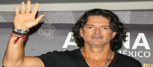 Arjona no se muri&oacute;; que no te roben tu contrase&ntilde;a