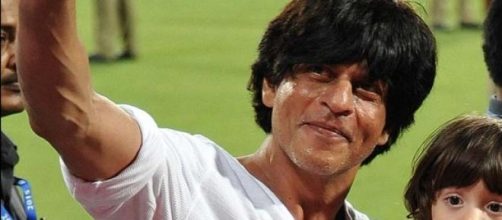 Shah Rukh Khan with son AbRam