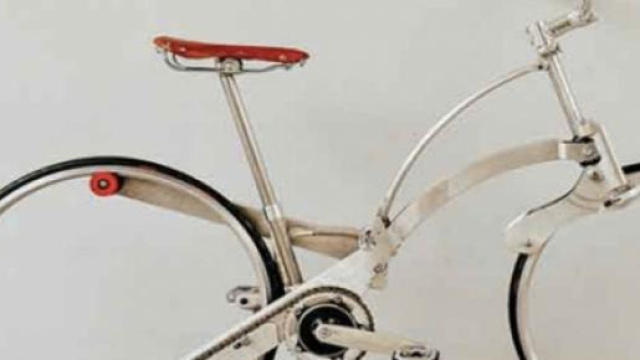 Bici 2015: si piega e si mette nello zaino