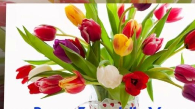 Festa della mamma 2015: frasi, auguri, messaggi