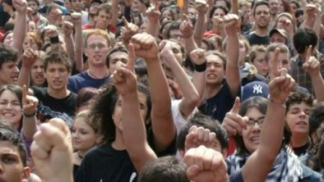 Forti proteste, in tante piazze italiane.