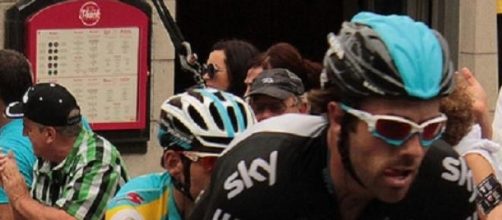 Alex Dowsett broke the hour record at the weekend