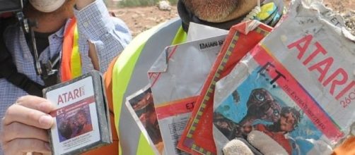 Atari enterr&oacute; cartuchos de E.T 32 a&ntilde;os atr&aacute;s