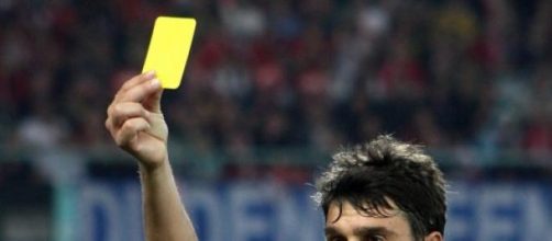 &iquest;Delfino prefiere el amarillo?