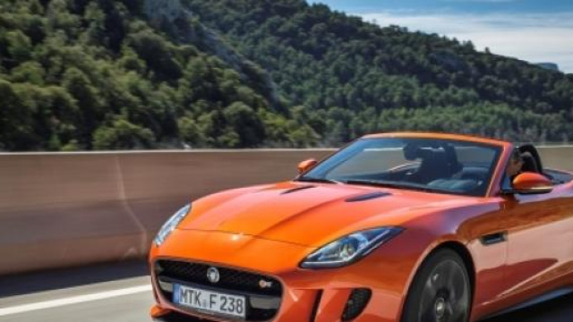 Arriva la nuova Jaguar F- Type
