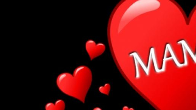 Auguri Festa della mamma: frasi romantiche