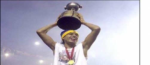 Riquelme campe&oacute;n de la Libertadores de Am&eacute;rica