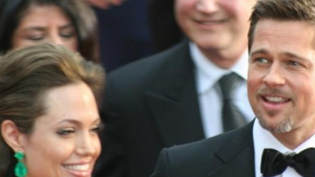 Britney cerca lavoro: tata per i Brangelina